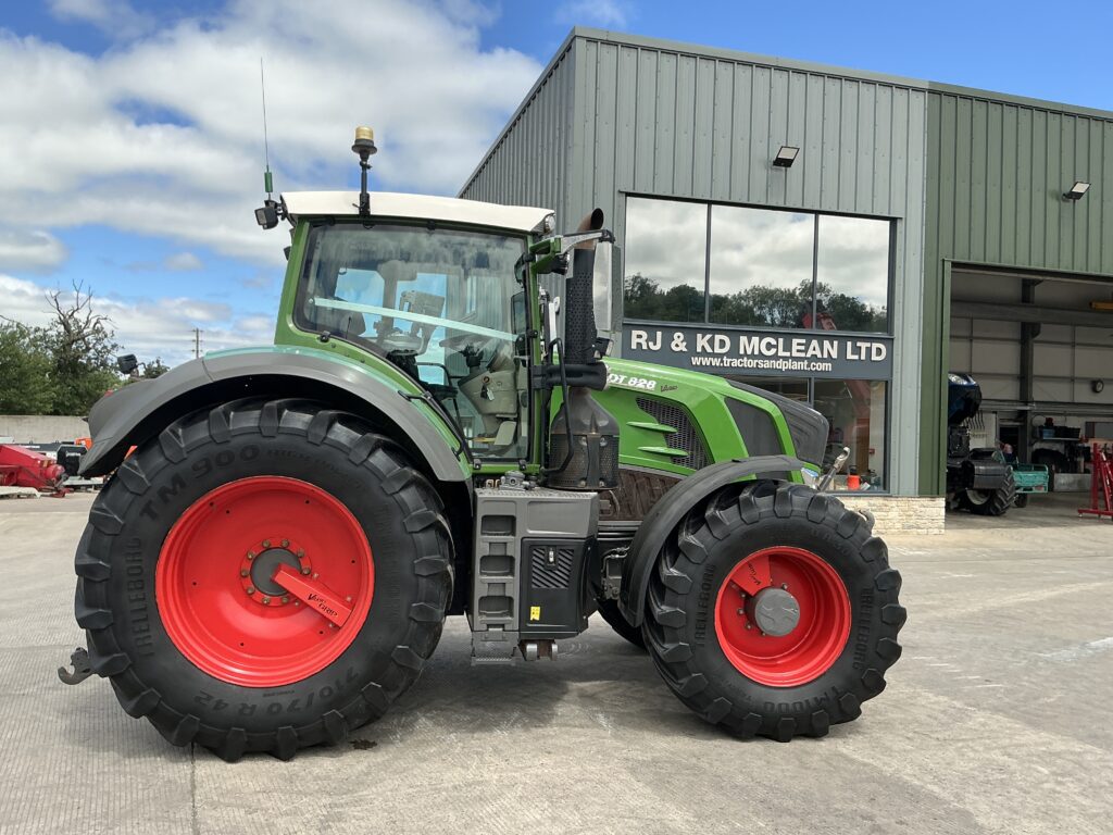 Fendt 828 Profi Plus Tractor (ST26831)