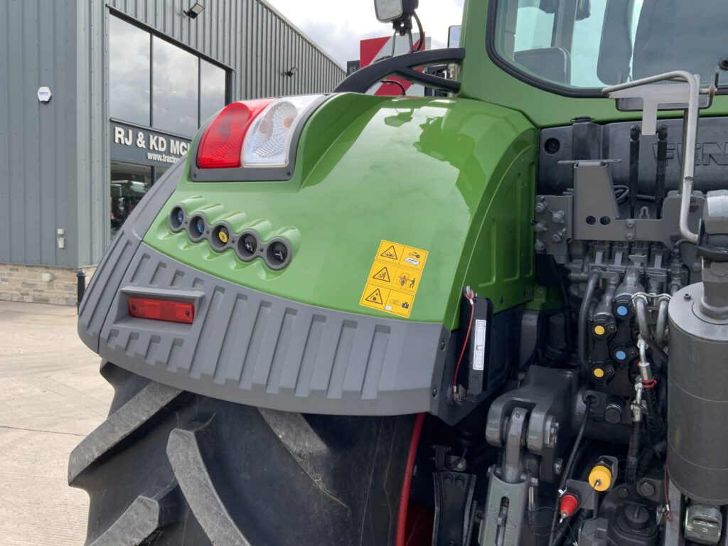 Fendt 936 Profi+ Tractor (ST26906)
