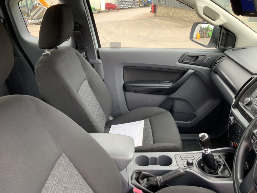 Ford Ranger 2.2 TDCi XL Pickup Double Cab (ST26396)