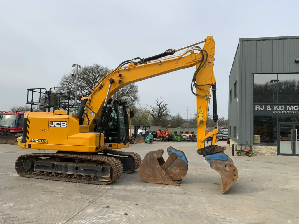JCB 140X LC Digger (ST26188)