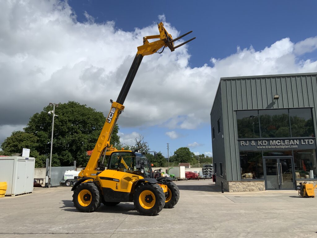 JCB 532-70 Agri Telehandler (ST25501)