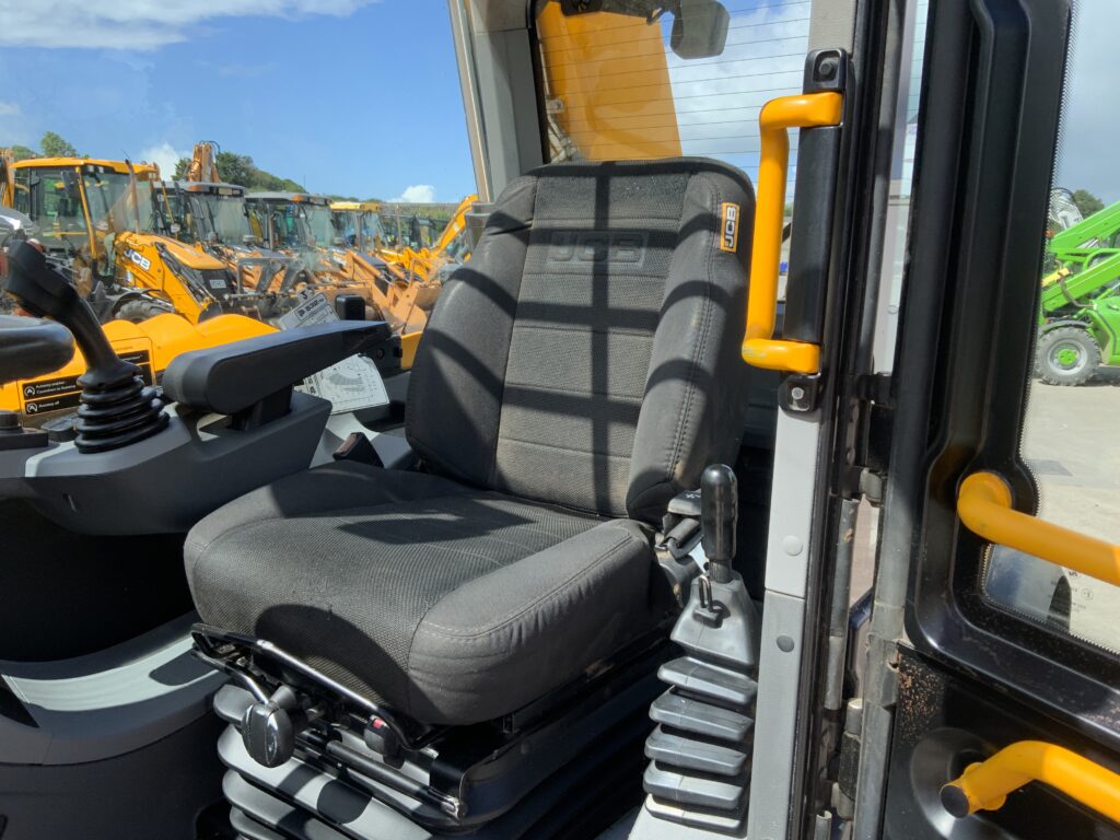 JCB 532-70 Agri Telehandler (ST25501)