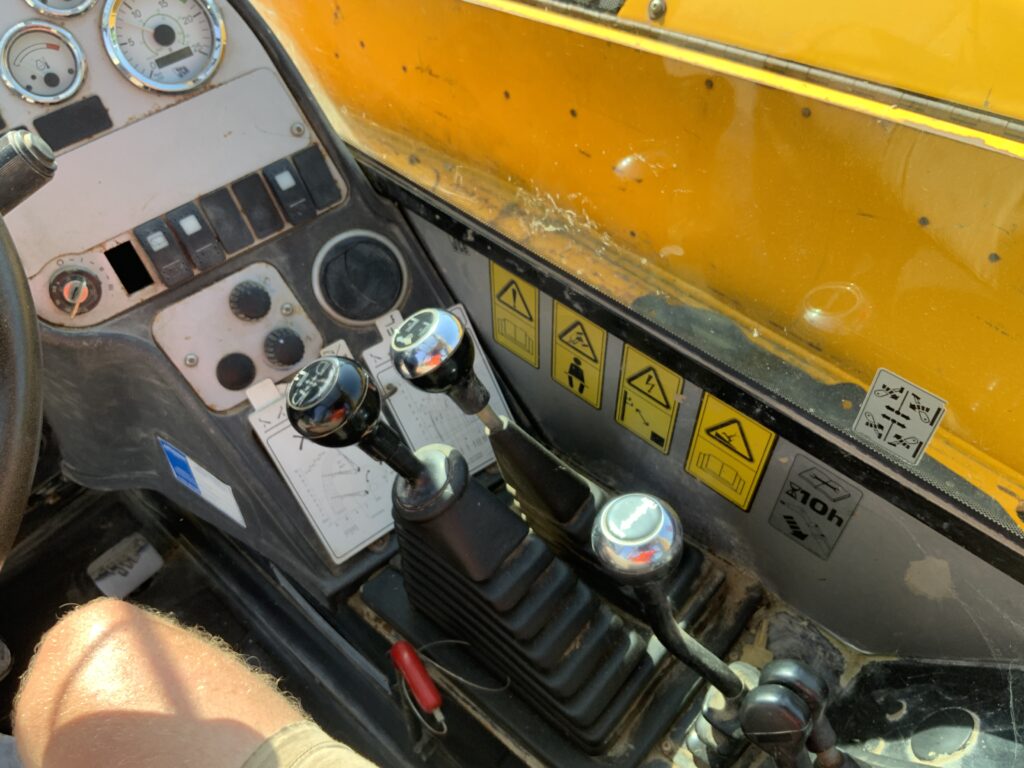 JCB 533-105 Telehandler (ST23611)