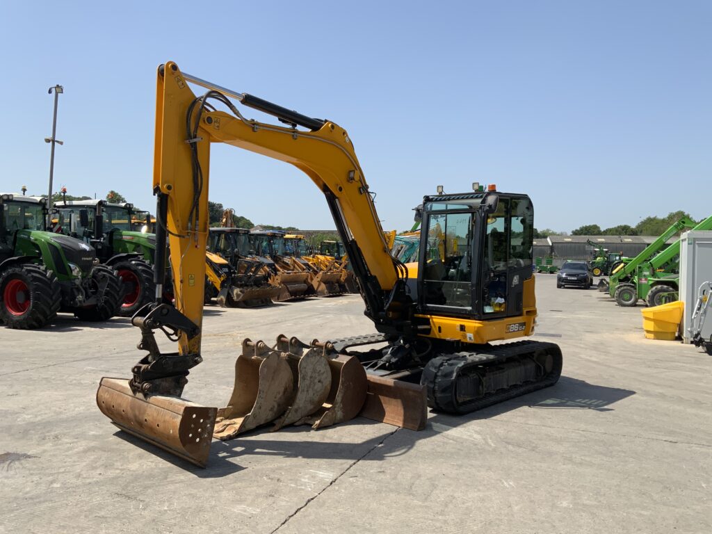 JCB 86C-2 Digger (ST26176)