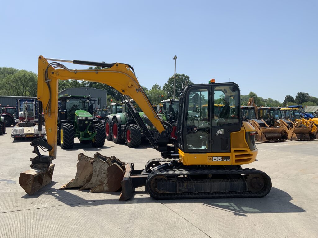 JCB 86C-2 Digger (ST26176)