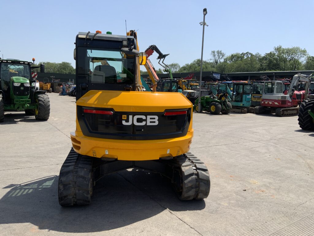 JCB 86C-2 Digger (ST26176)