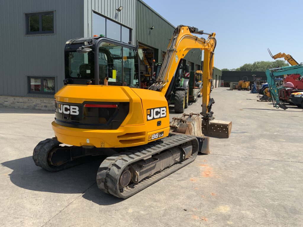 JCB 86C-2 Digger (ST26176)