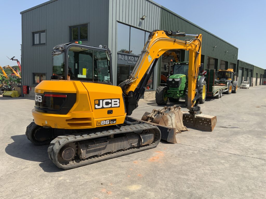 JCB 86C-2 Digger (ST26176)