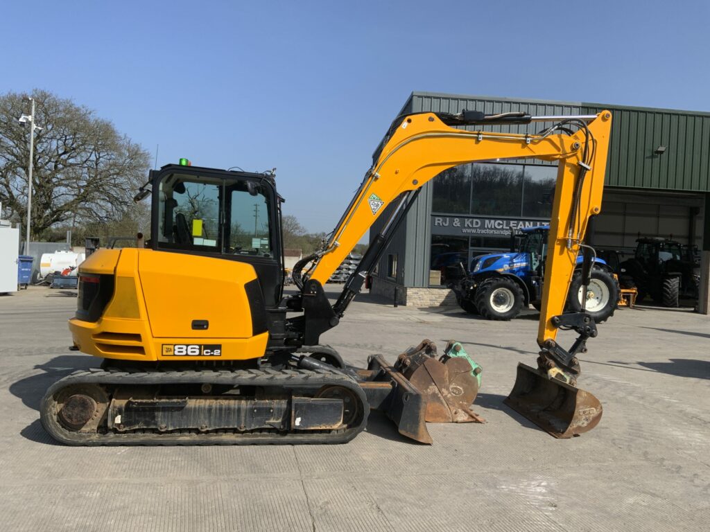 JCB 86C-2 Digger (ST26177)