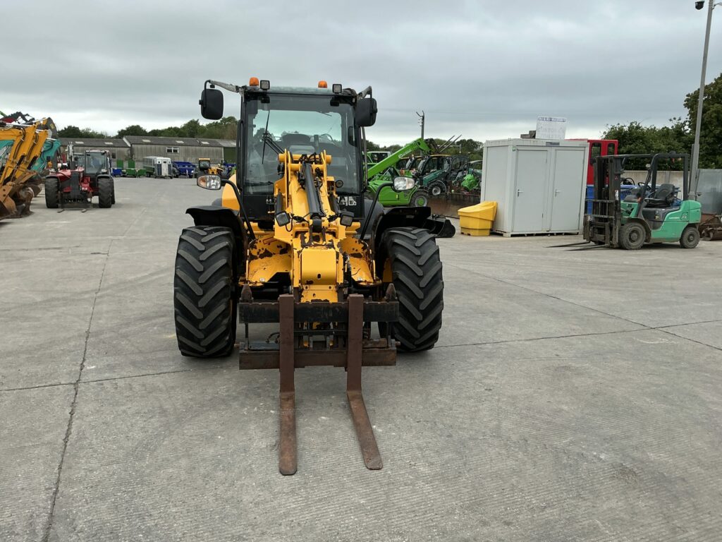 JCB TM320s Pivot Steer Telehandler (ST26310)