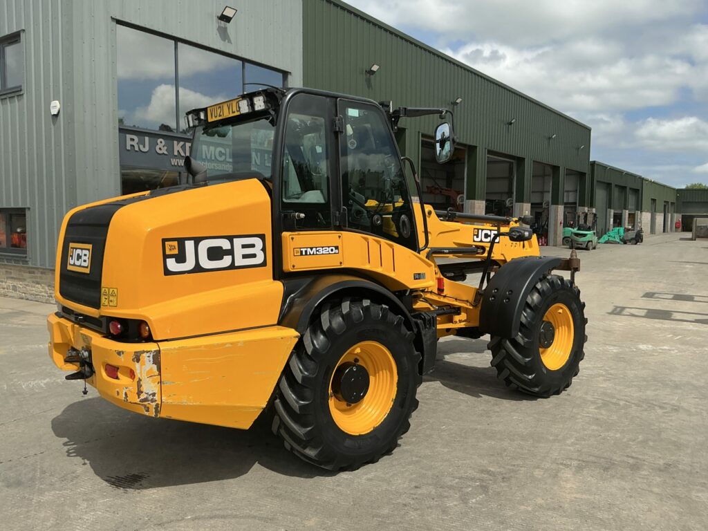 JCB TM320s Pivot Steer Telehandler (ST26636)