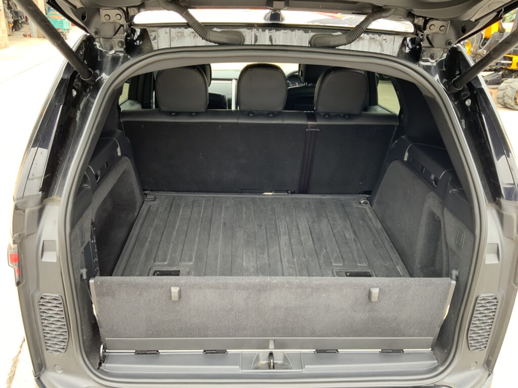 Land Rover Discovery 3.0 D350 MHEV Dynamic HSE Auto (ST22493)