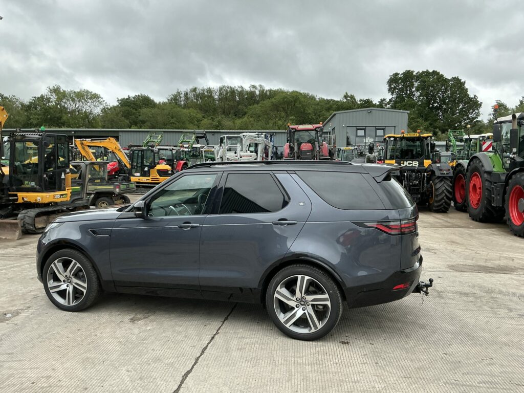 Land Rover Discovery 3.0 D350 MHEV Dynamic HSE Commercial (ST21679)