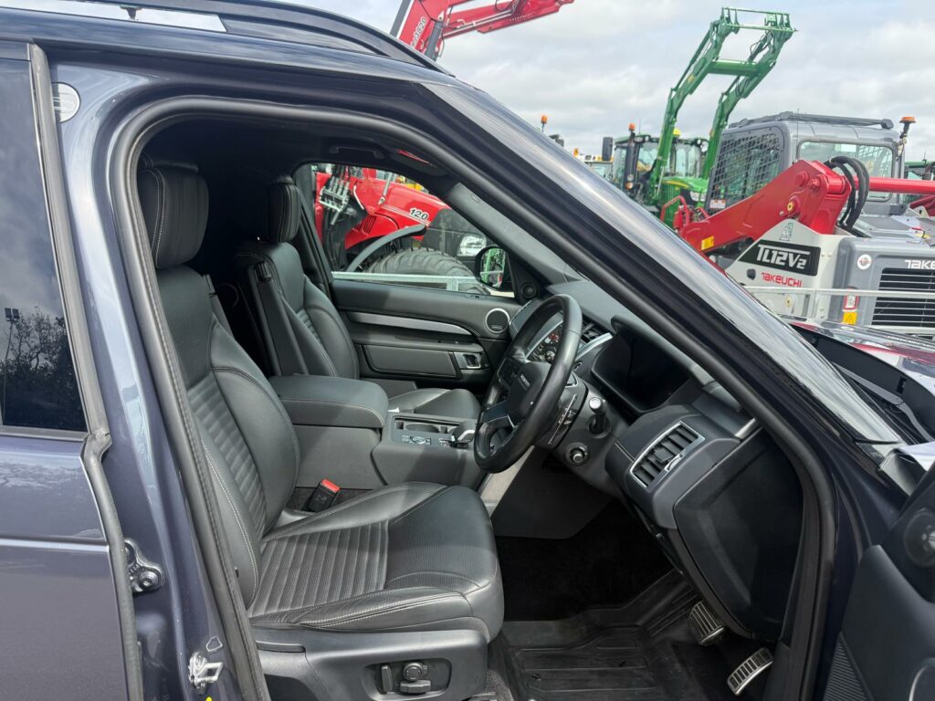 Land Rover Discovery 3.0 D350 MHEV Dynamic HSE Commercial (ST21679)