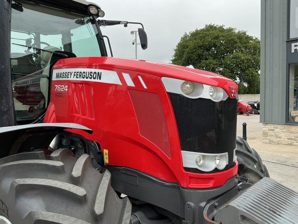 Massey Ferguson 7624 Dyna VT Tractor (ST25259)