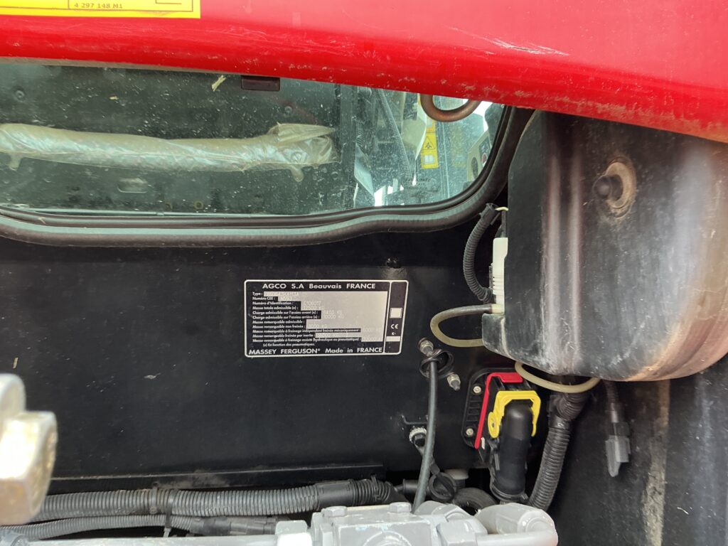 Massey Ferguson 7624 Dyna VT Tractor (ST25259)