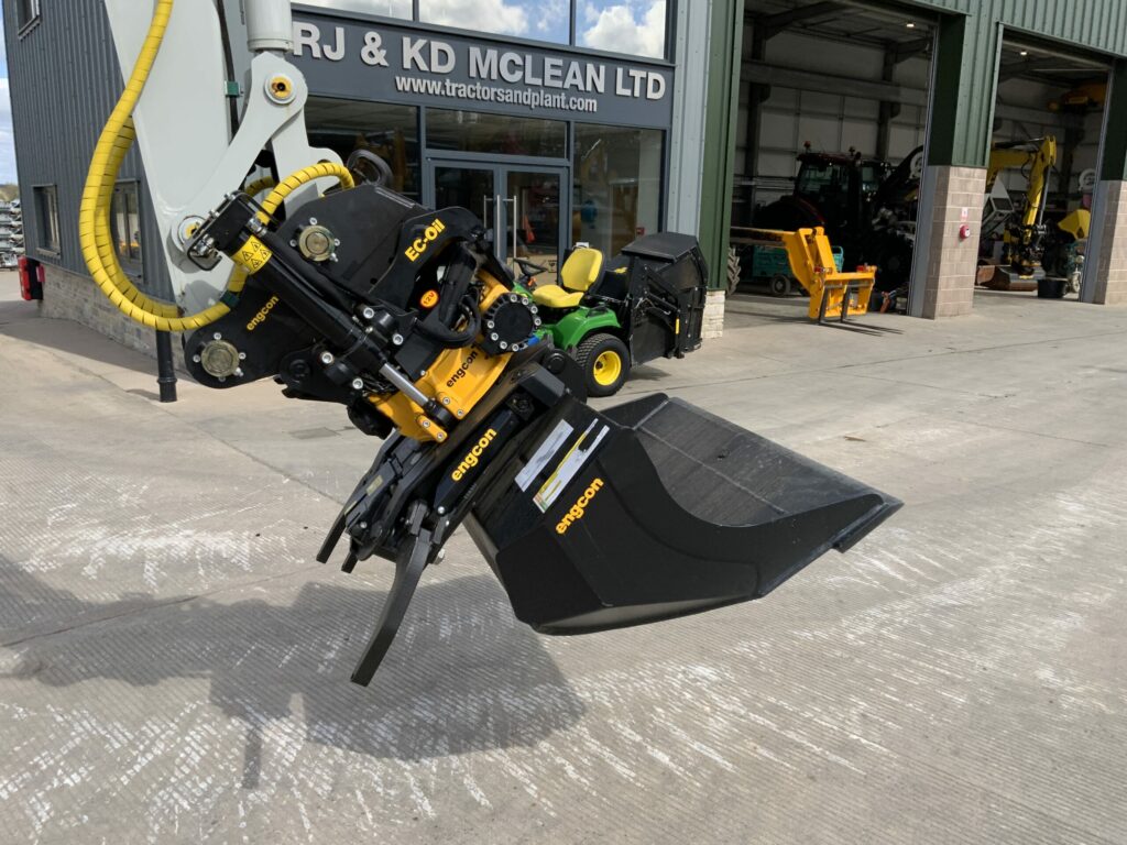 New Unused Takeuchi TB290-2 C/W ENGCON Tilt Rotator