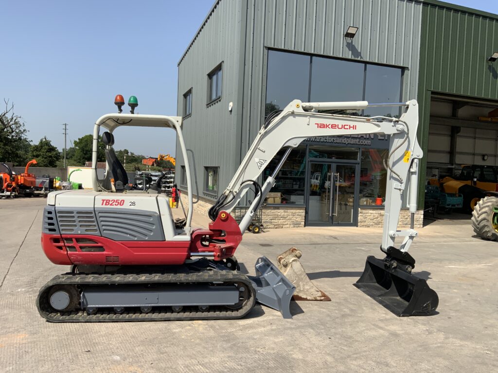 Takeuchi TB250 Digger (ST24283)