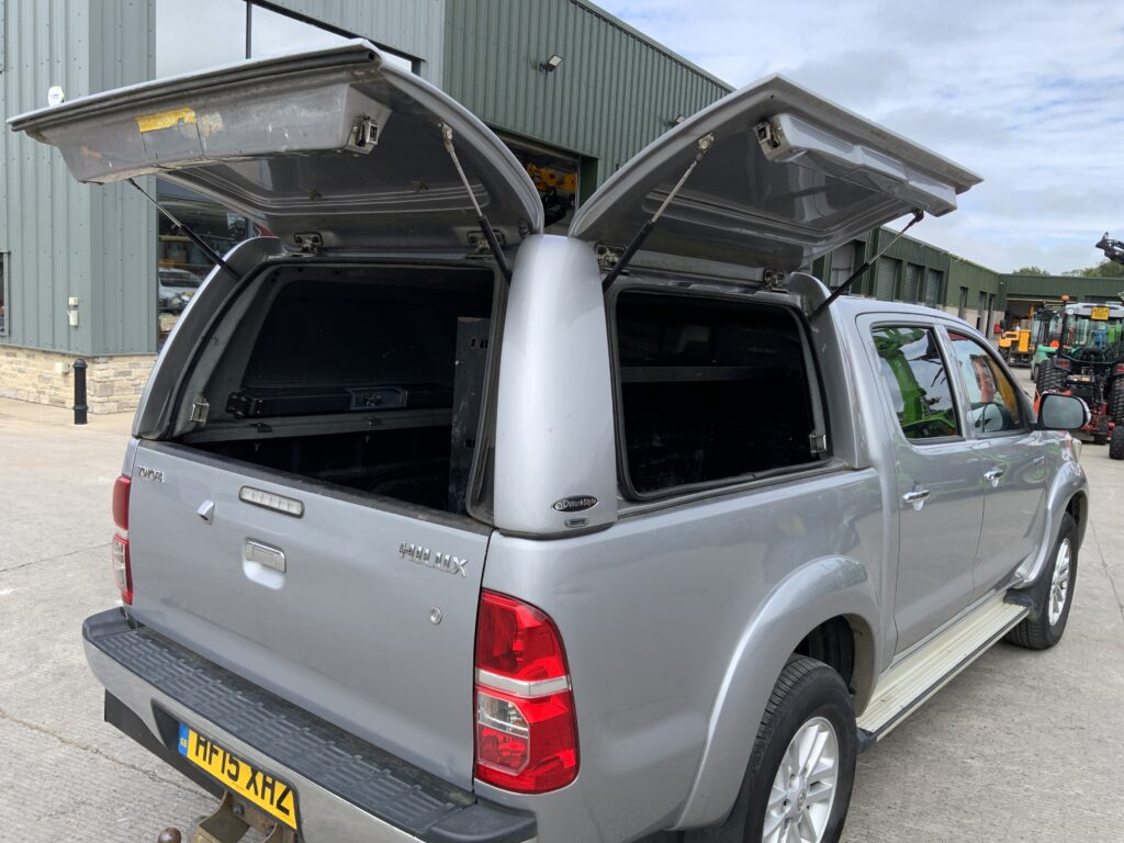 Toyota Hilux 2.5 D-4D Icon 4WD (ST27078)