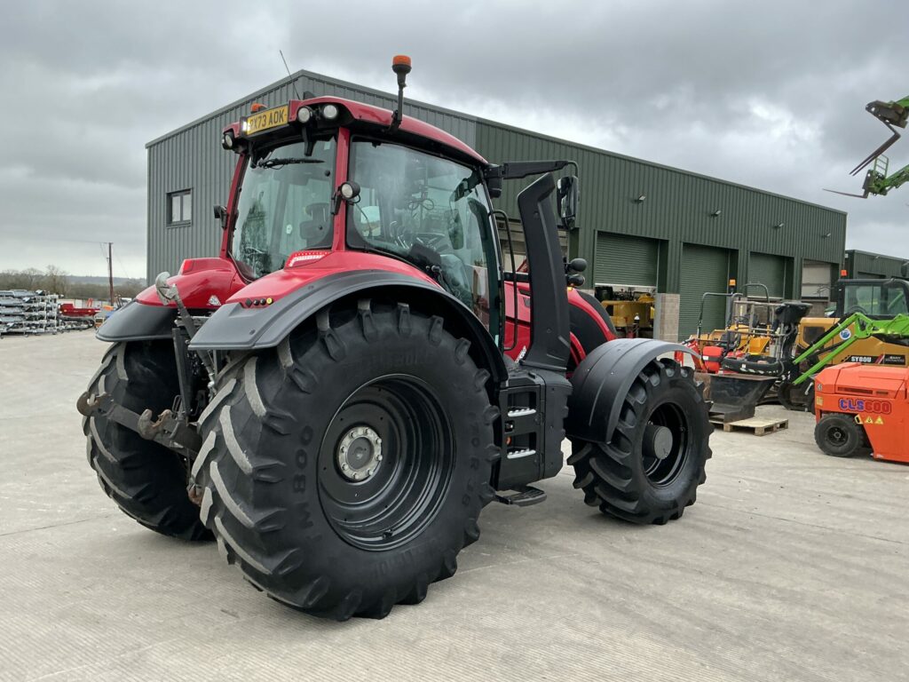 Valtra T255 Active Tractor (ST25717)