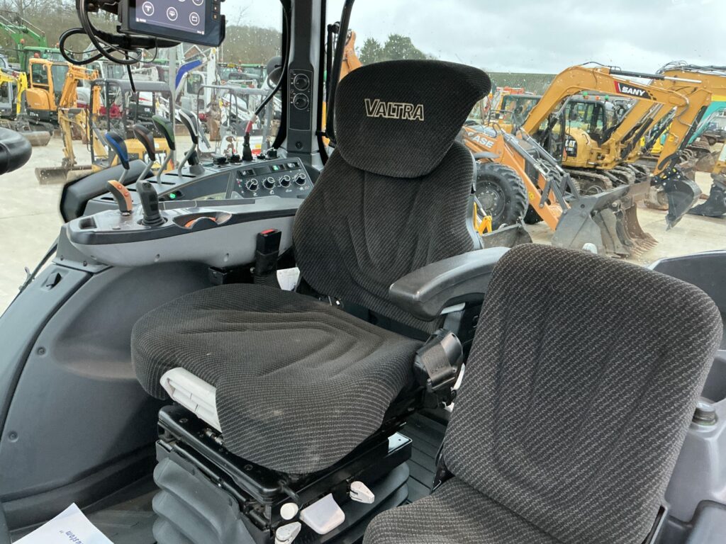 Valtra T255 Active Tractor (ST25717)