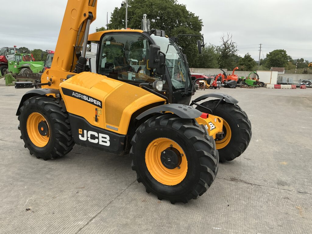 JCB 542-70 Agri Super Telehandler (ST26922)