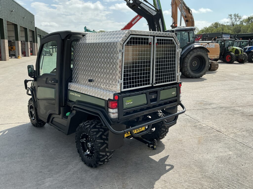 John Deere 865M Gator (ST27317)