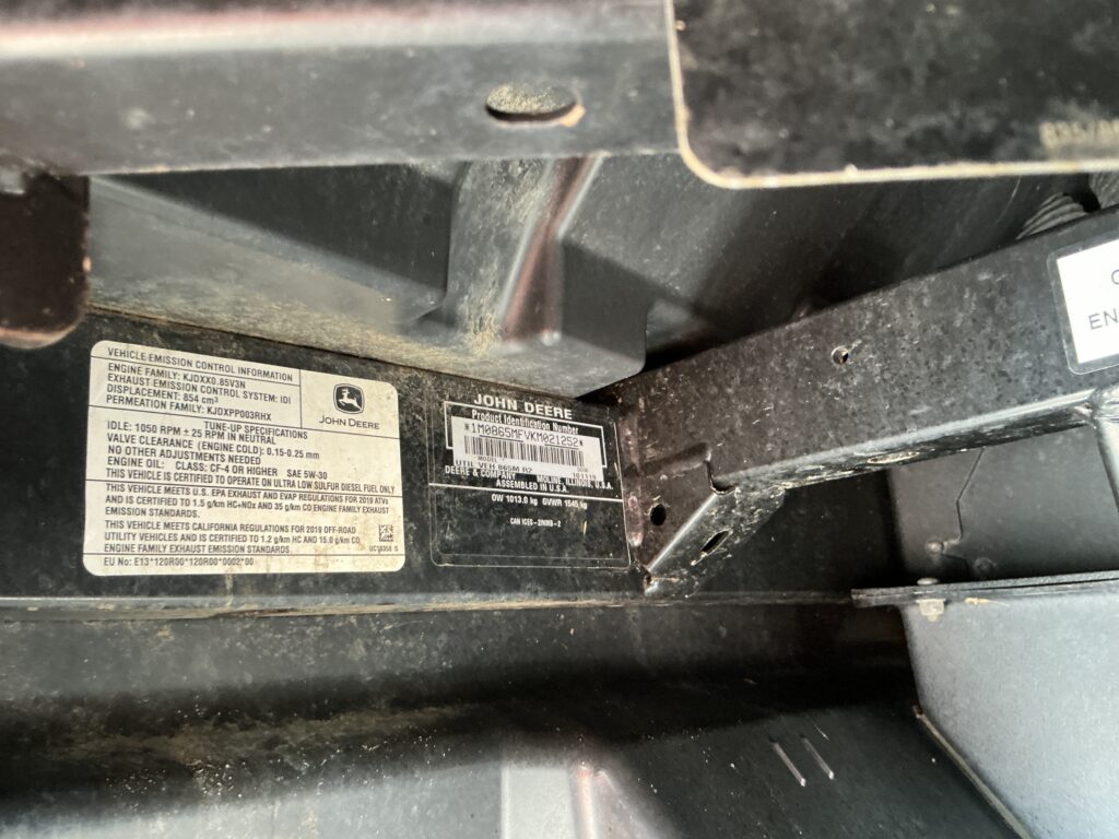 John Deere 865M Gator (ST27317)