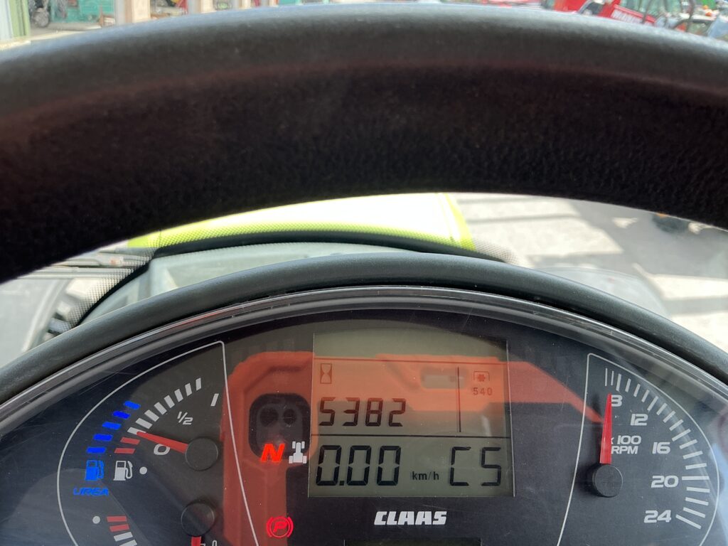 Claas Arion 630 Tractor (ST26767)