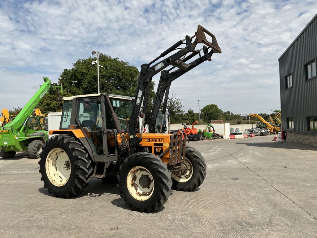 Renault SP Tracto-Control Tractor (ST26998)