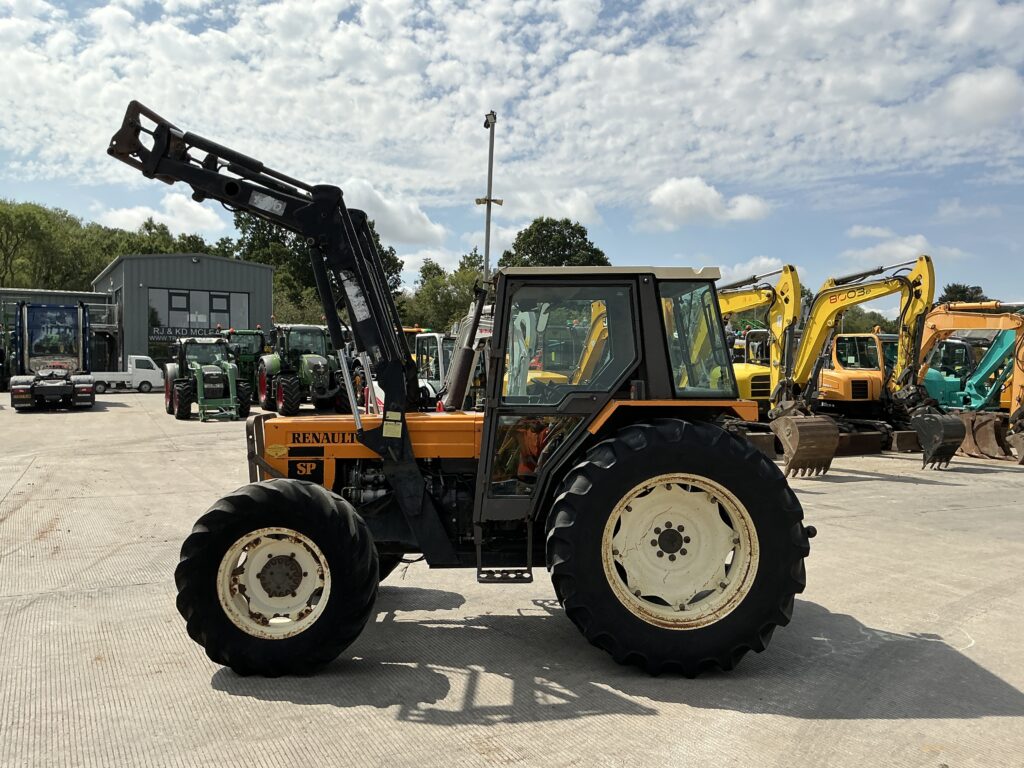 Renault SP Tracto-Control Tractor (ST26998)