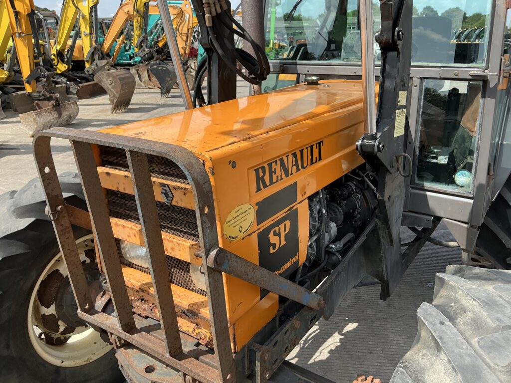 Renault SP Tracto-Control Tractor (ST26998)
