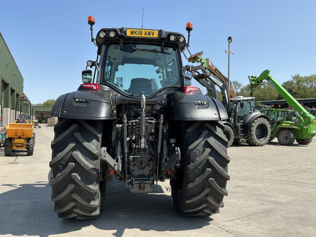 Valtra T174 Active Unlimited Tractor (ST25060)
