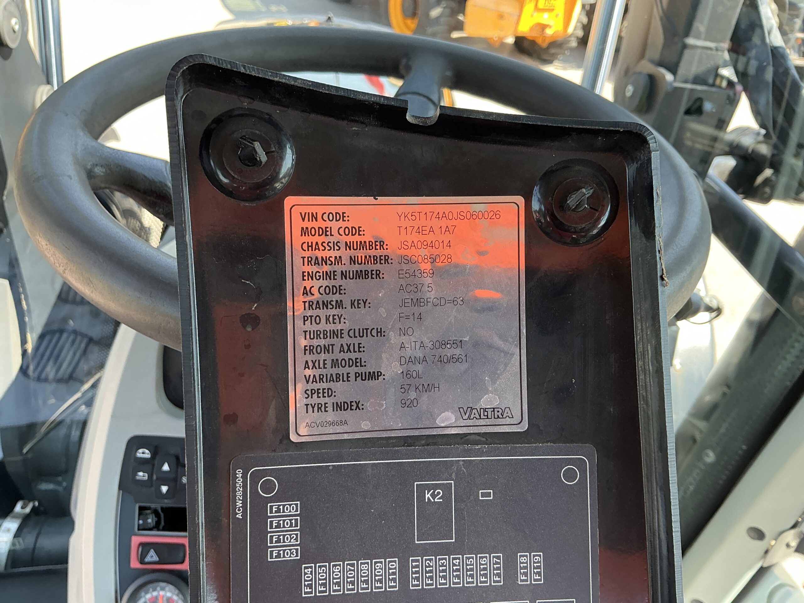 Valtra T174 Active Unlimited Tractor (ST25060)