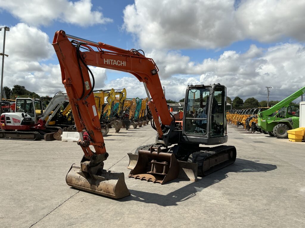 Hitachi Zaxis 85 USB LC-3 Digger (ST27141)
