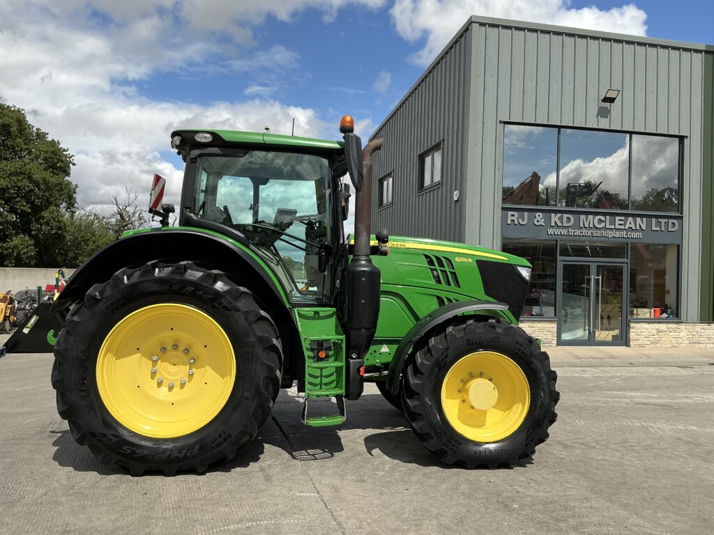 John Deere 6215R Premium Edition Tractor (ST26328)