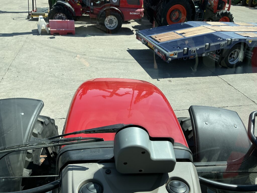 Case 115C Tractor (ST27271)