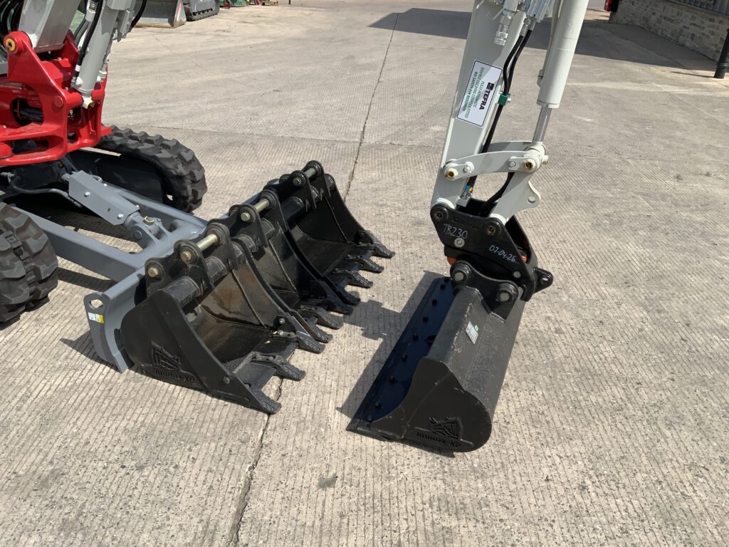 New Unused Takeuchi TB230