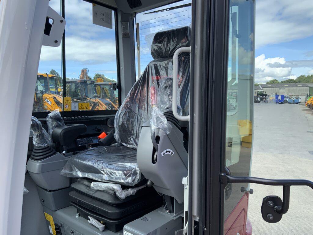 New Unused Takeuchi TB230