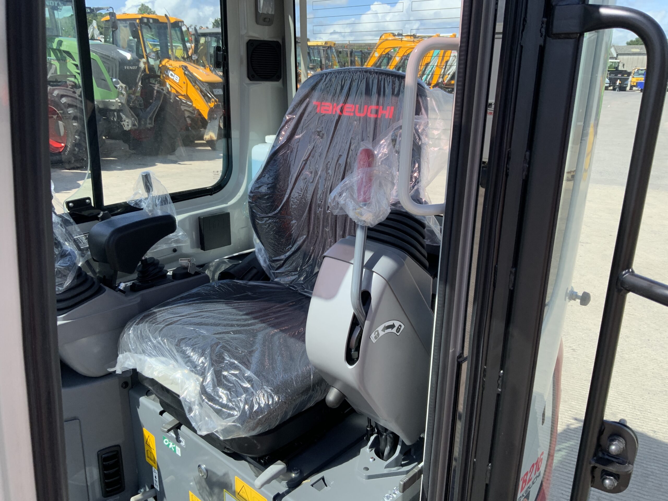 Takeuchi New Unused Takeuchi TB216