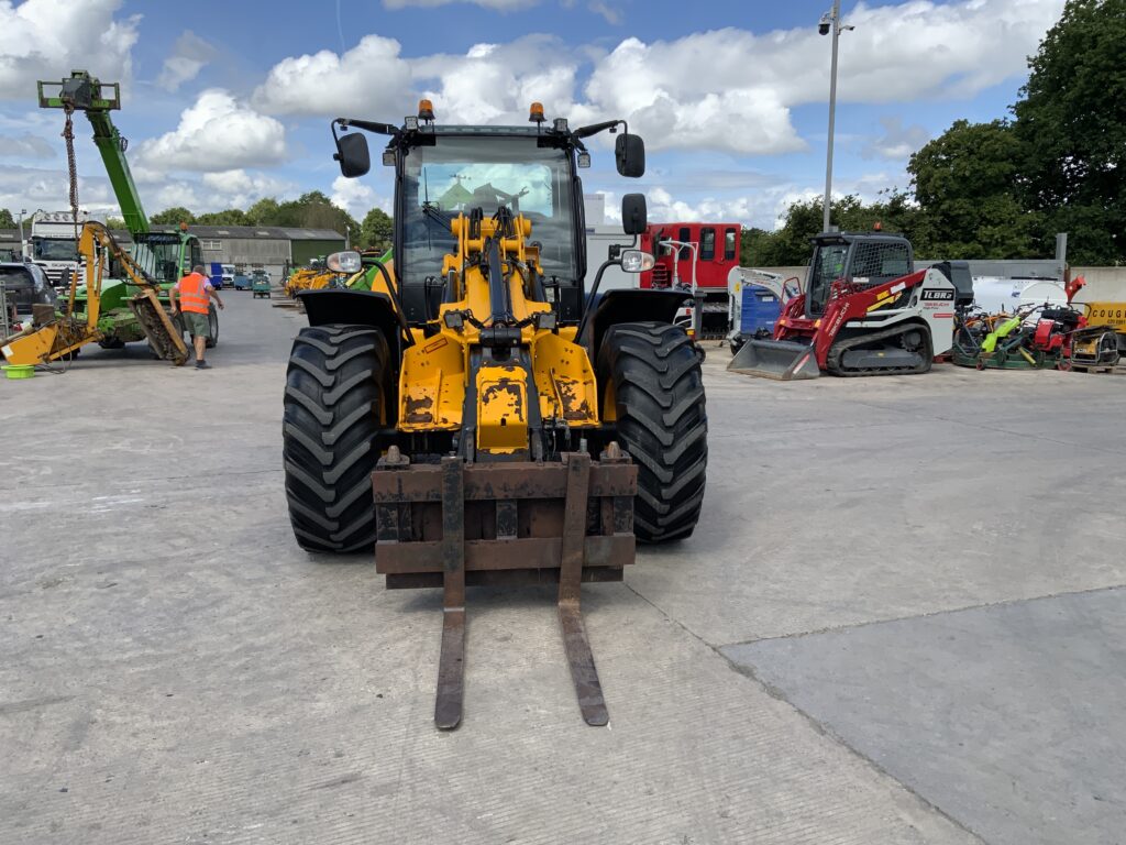 JCB TM420 Pivot Steer Telehandler (ST26845)