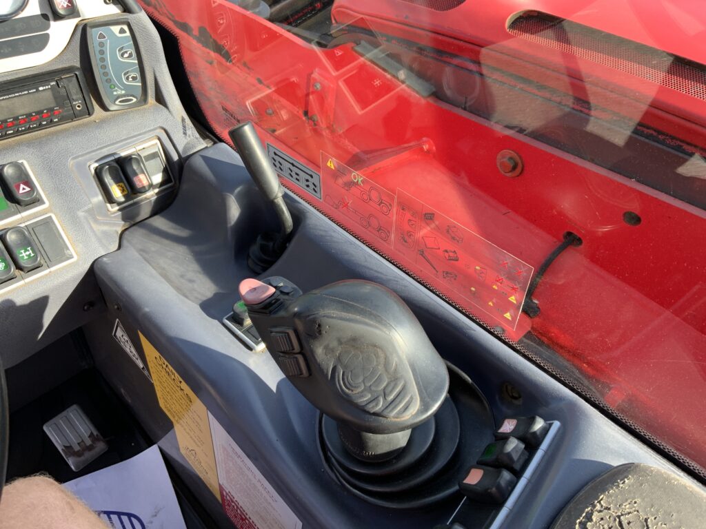 Manitou MLT 735-120 LSU Turbo Telehandler (ST26295)