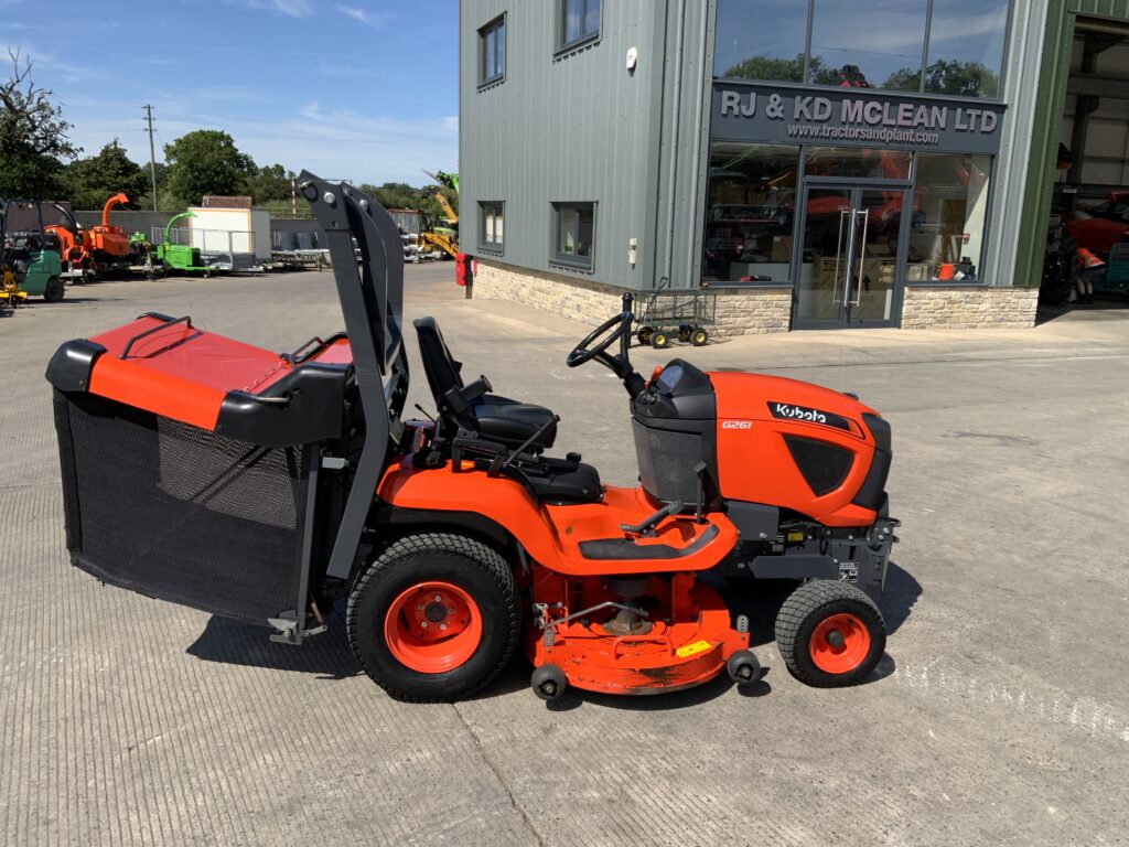 Kubota G261 Mower (ST26762)