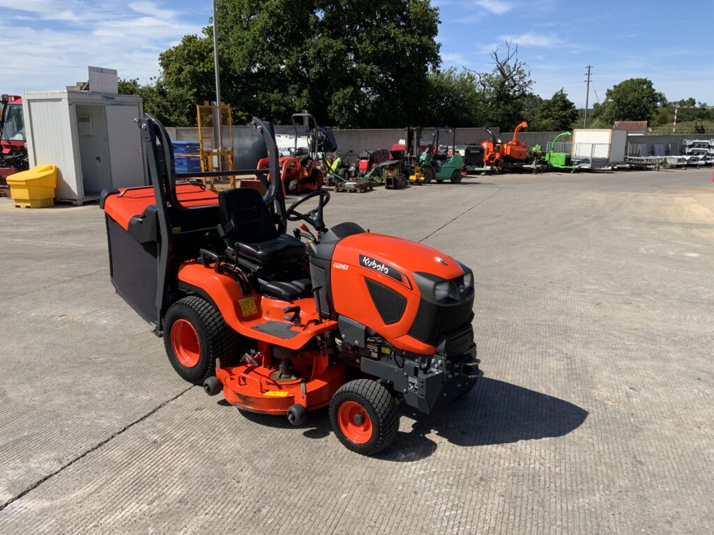 Kubota G261 Mower (ST26762)