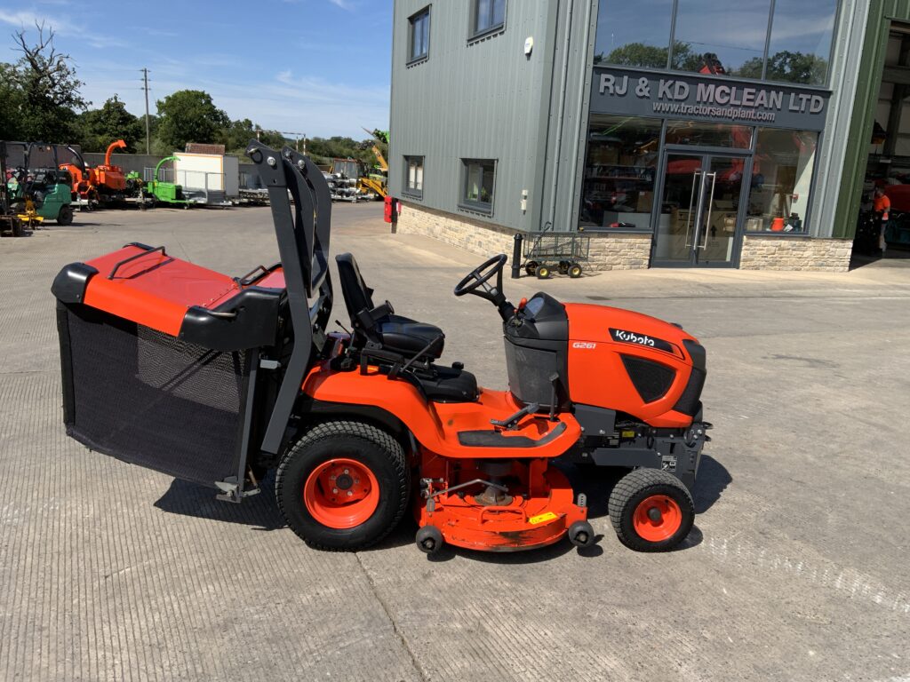 Kubota G261 Mower (ST26762)