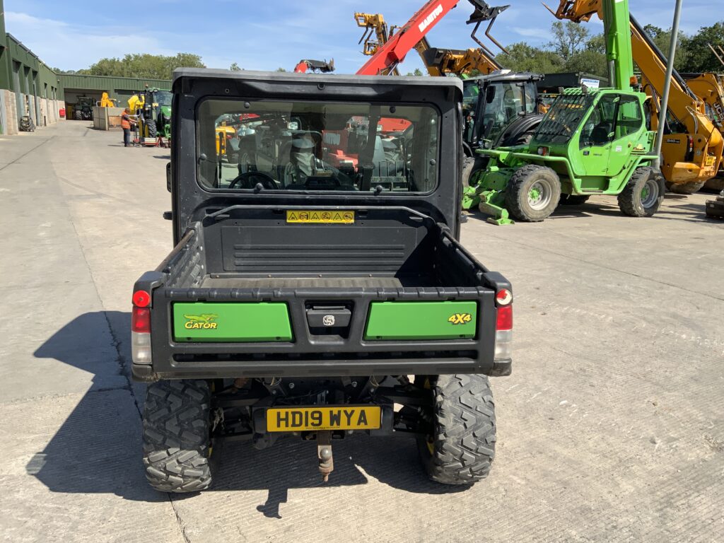 John Deere XUV 865M Gator ATV (ST27069)