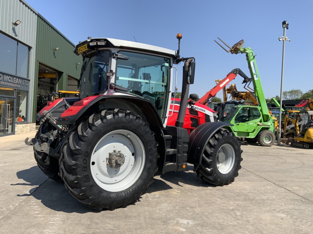 Massey Ferguson 8S.205 DynaVT Tractor (ST27135)
