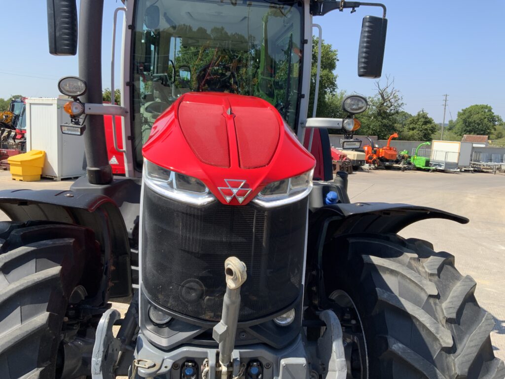 Massey Ferguson 8S.205 DynaVT Tractor (ST27135)