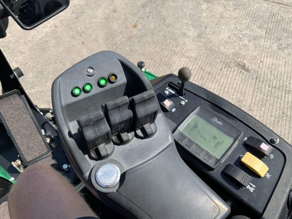 Ransomes Highway 3 Cylinder mower (ST27229)