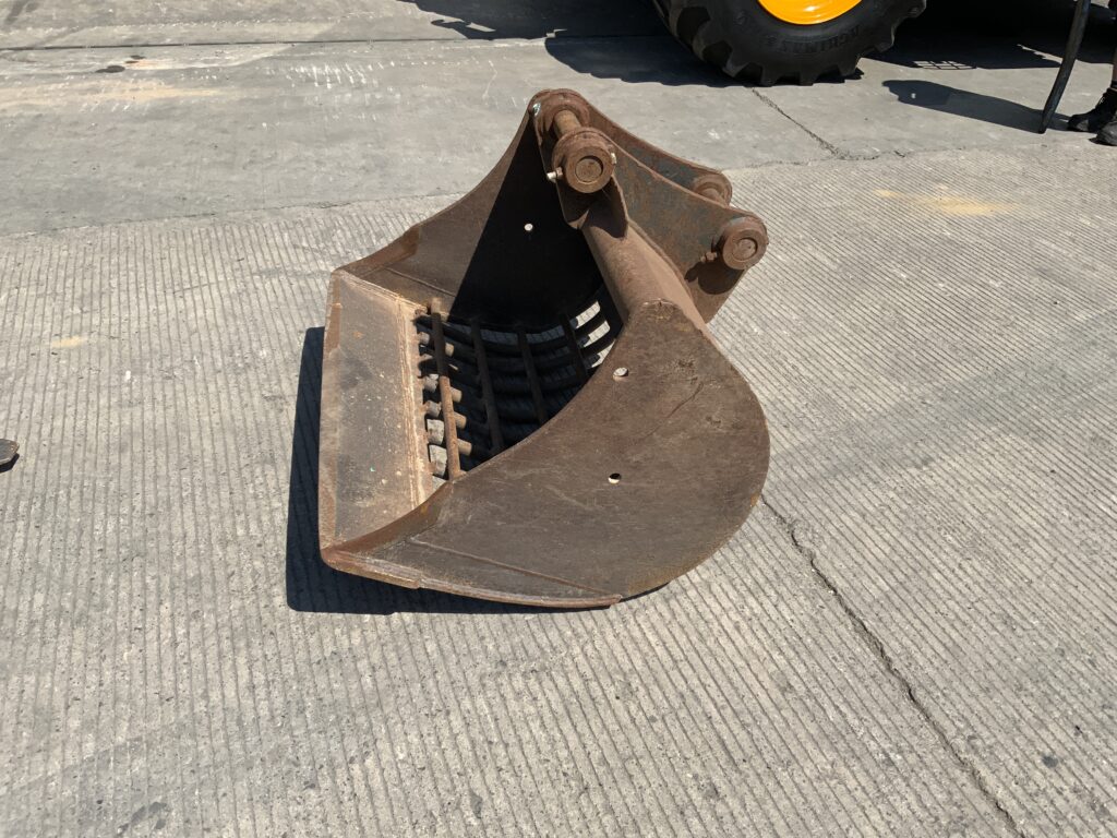 Riddle Bucket